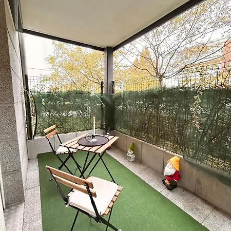 2 Pieces Cosy Avec Parking Prive Apartment Strasbourg